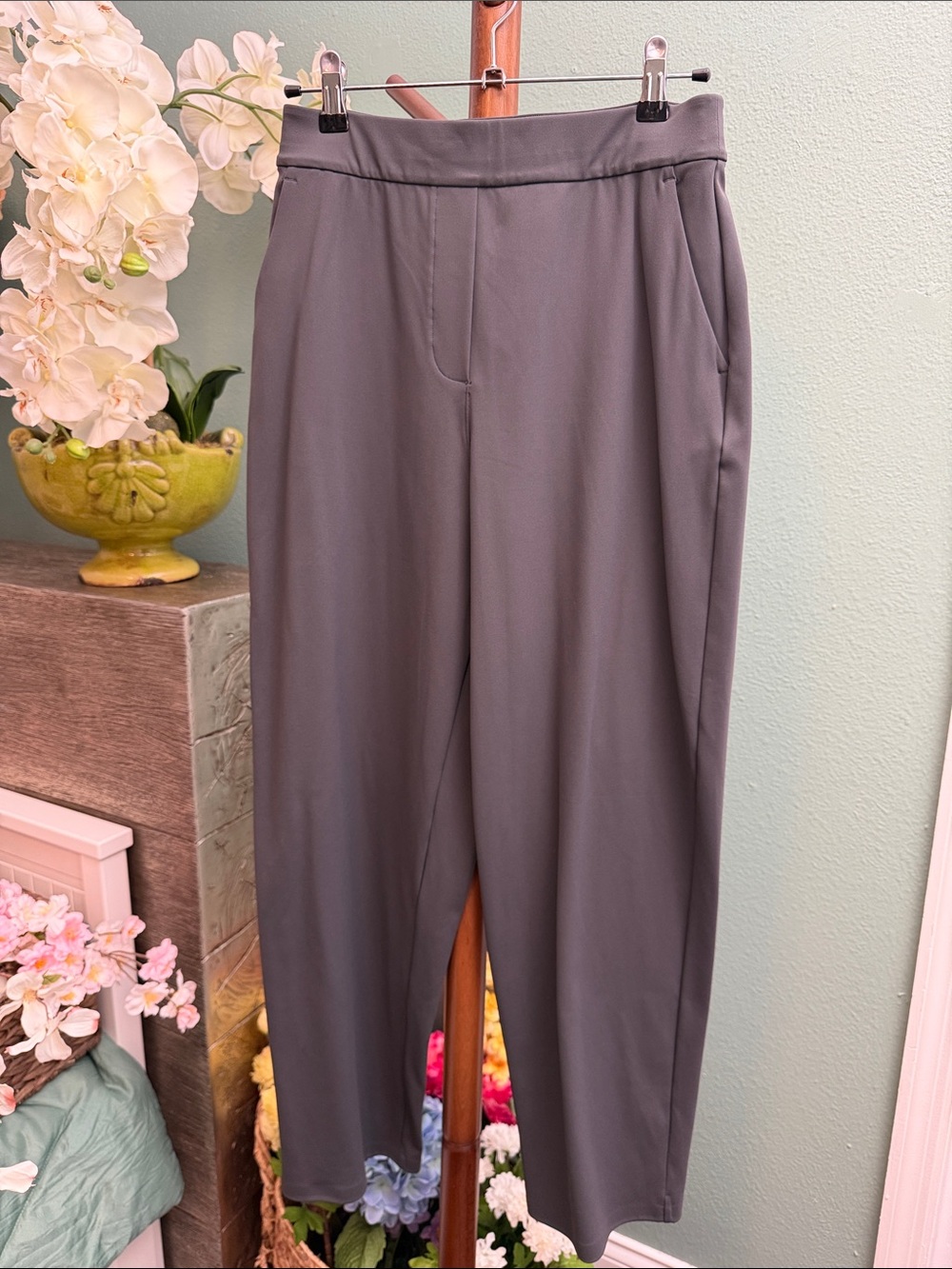 LULULEMON Daydrift High-Rise Tapered Trouser- Regular length